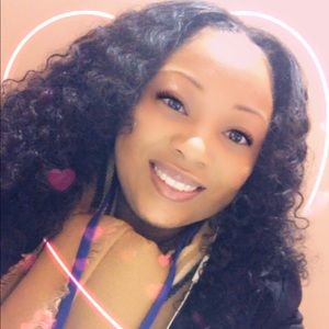 Meet your Posher, Sheila